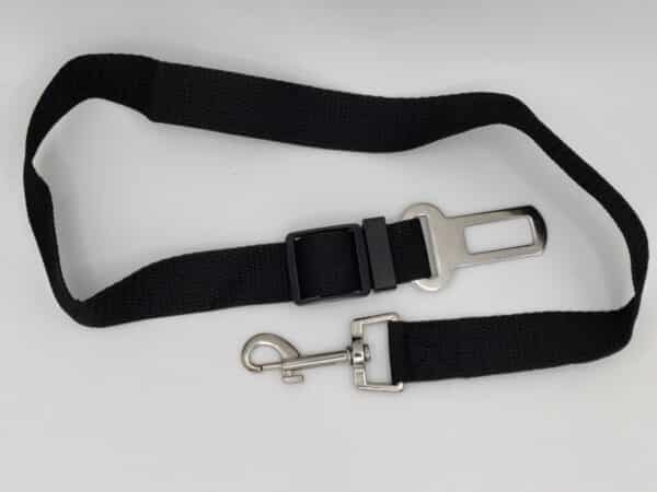 attache ceinture de sécurité pour chien voiture